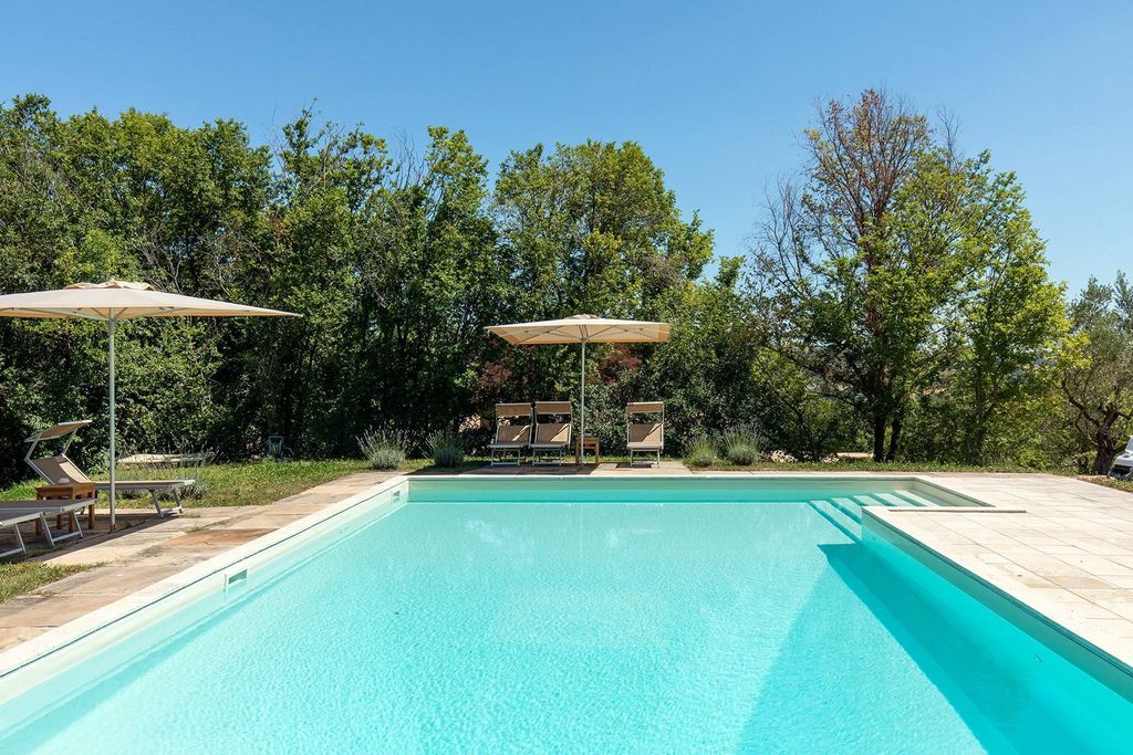 Property photo 1 of 26