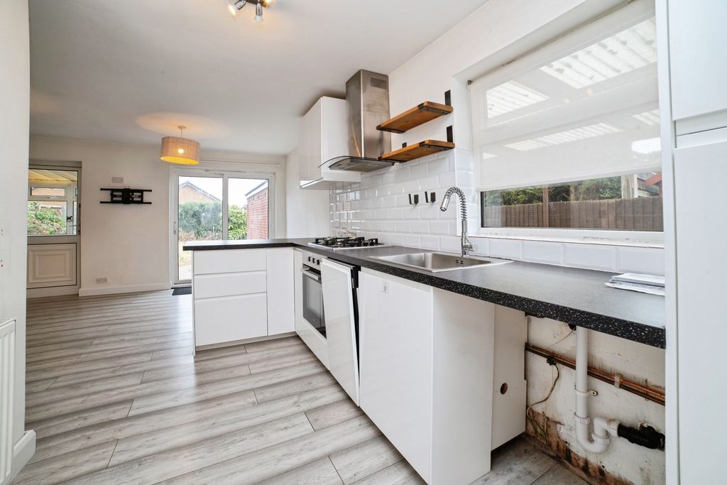 Property photo 2 of 13 Pbox-Img.Jpg