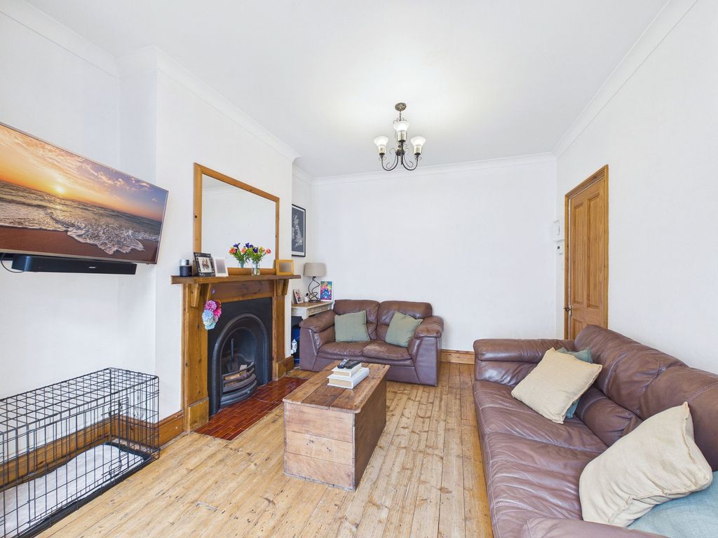 Property photo 3 of 19