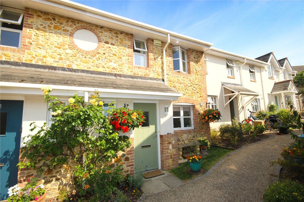 Property photo 1 of 23 Picture No. 25
