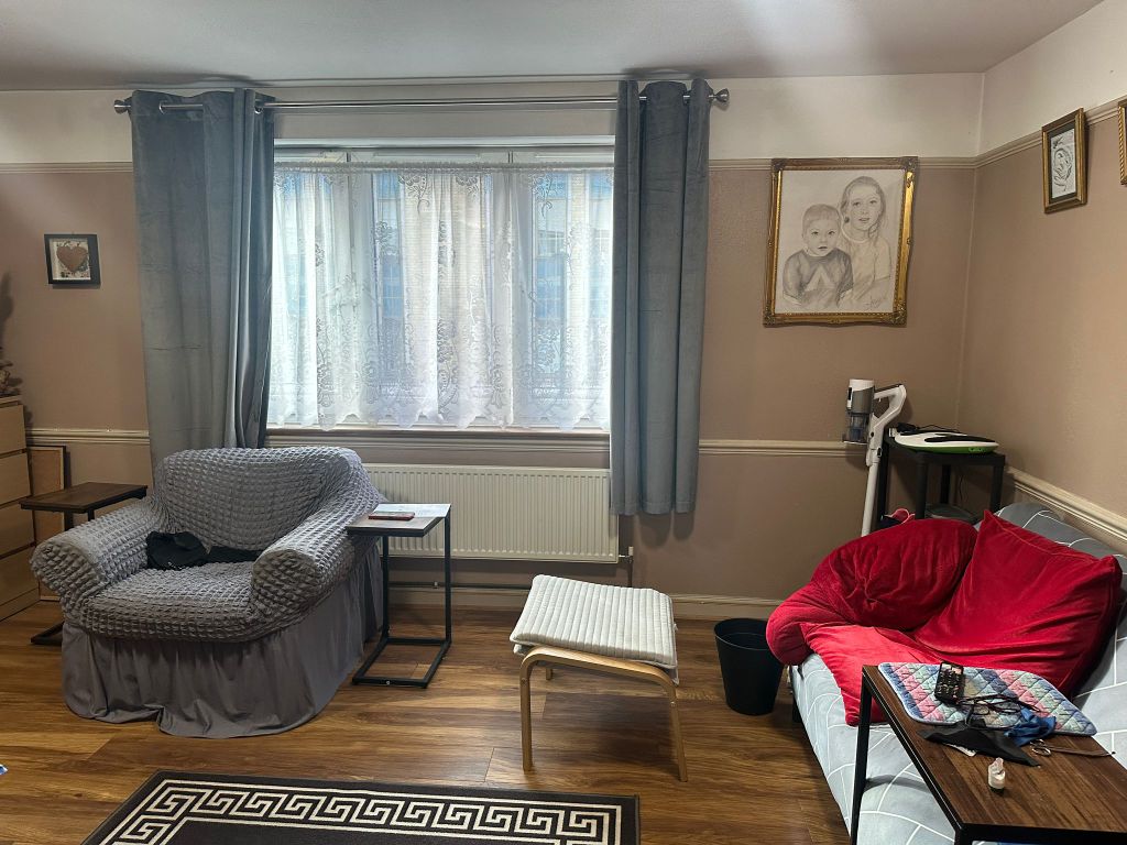 Property photo 2 of 19
