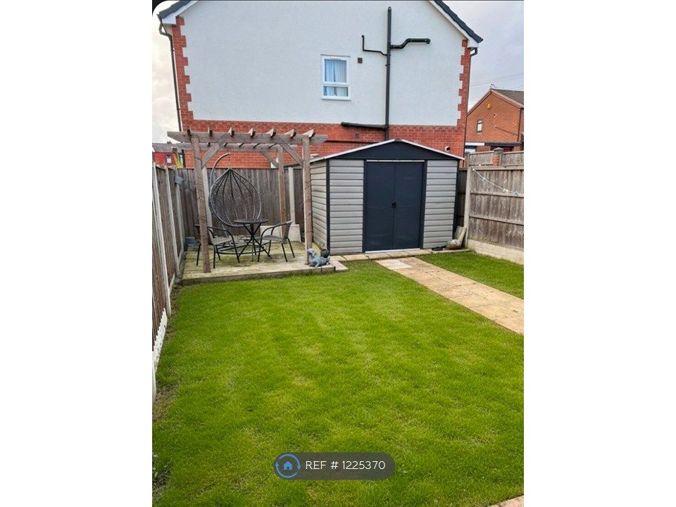 Property photo 2 of 15