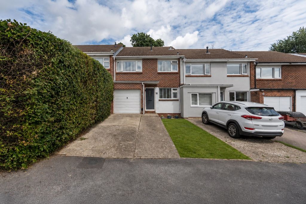 Property photo 1 of 19