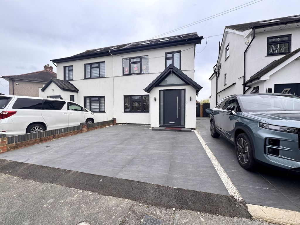 Property photo 1 of 21