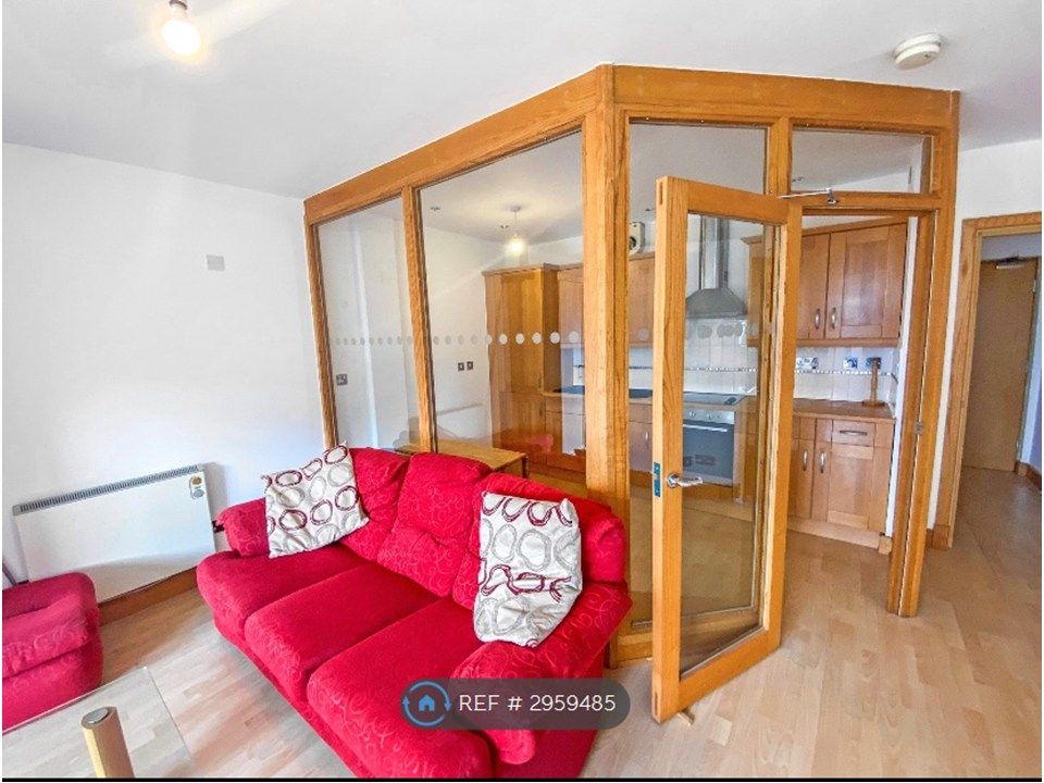 Property photo 3 of 11