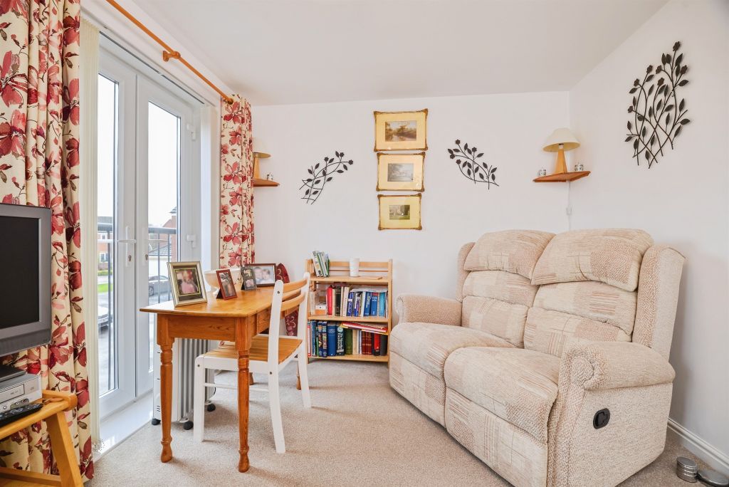 Property photo 2 of 18