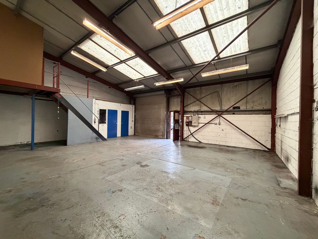 Property photo 2 of 4
