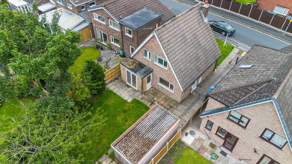 Property photo 3 of 16