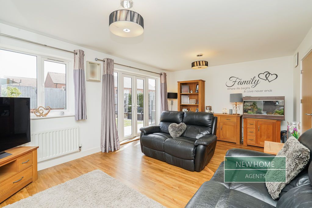 Property photo 3 of 33 Photo 9