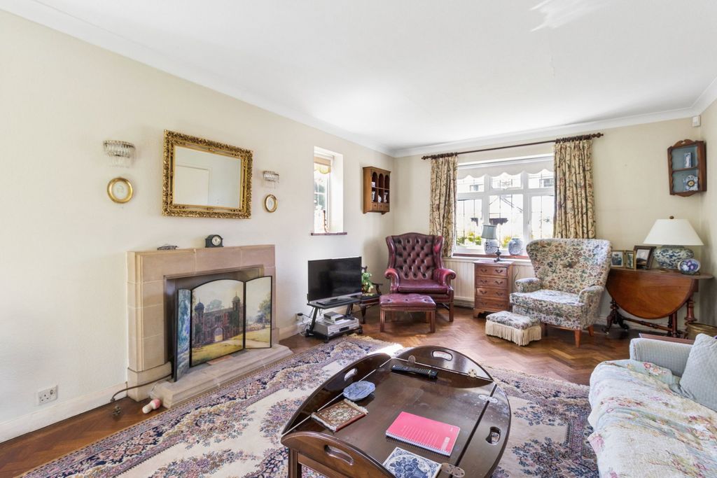 Property photo 3 of 17