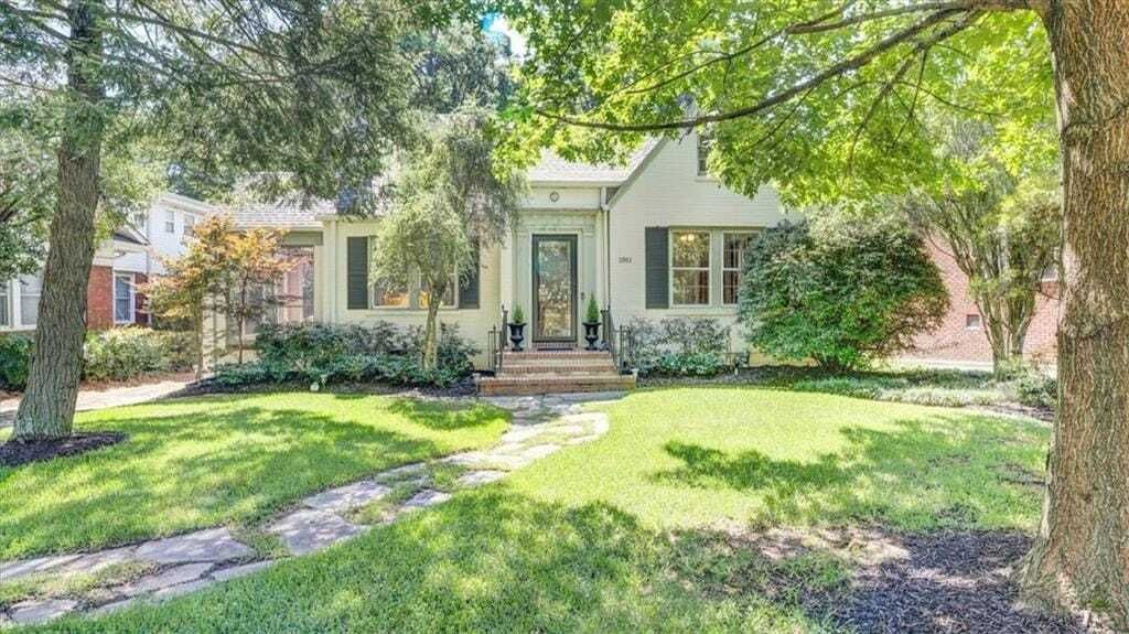 Property photo 1 of 31