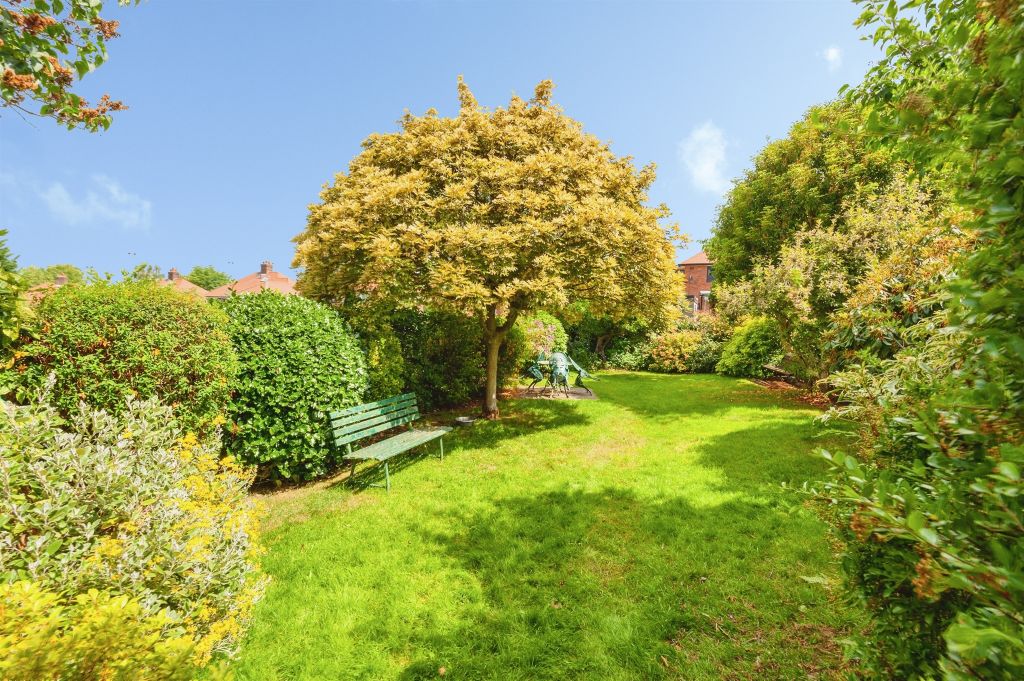 Property photo 3 of 18
