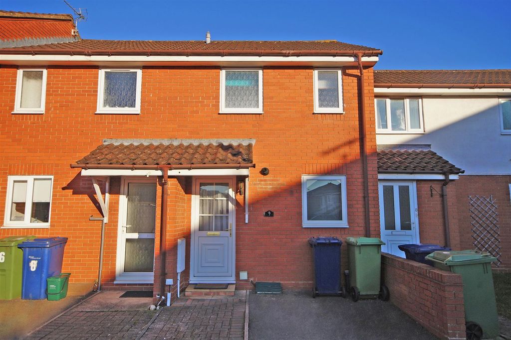 Property photo 1 of 8