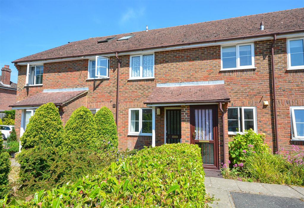 Property photo 1 of 11