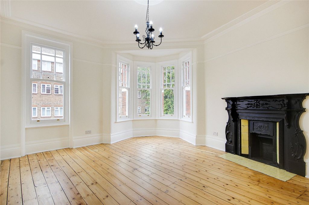 Property photo 1 of 18 Picture No. 06