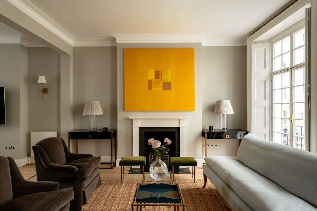 Property photo 3 of 19 Drawing Room