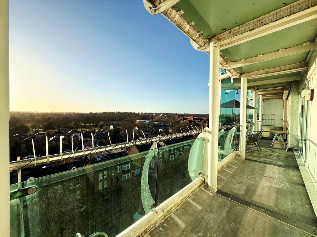 Property photo 1 of 8 Image