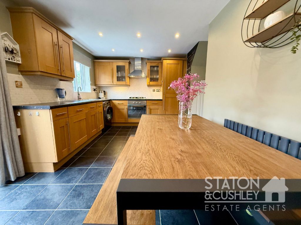 Property photo 3 of 41