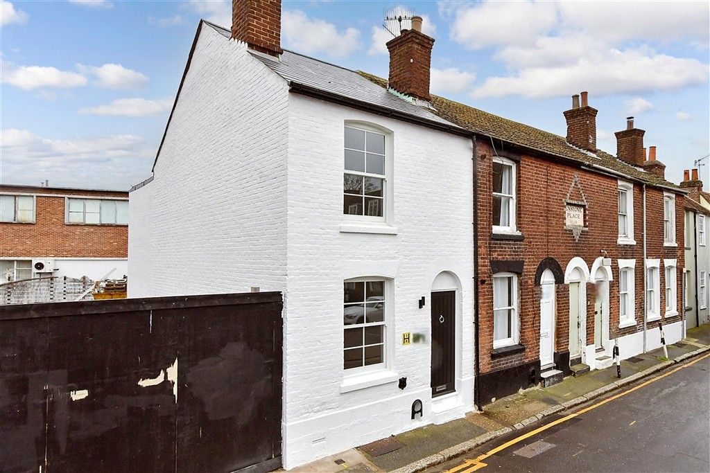 Property photo 2 of 11 External (Web)