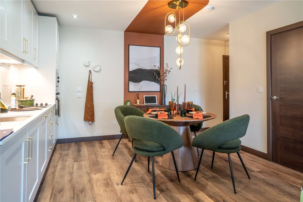 Property photo 3 of 14 2 Bed Show Home