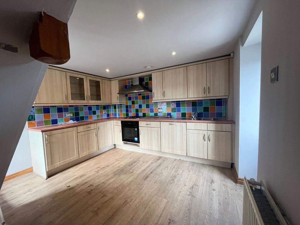 Property photo 2 of 9 Picture No. 04