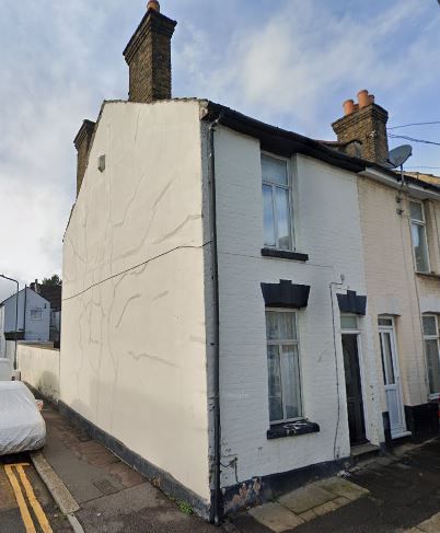 Property photo 1 of 7