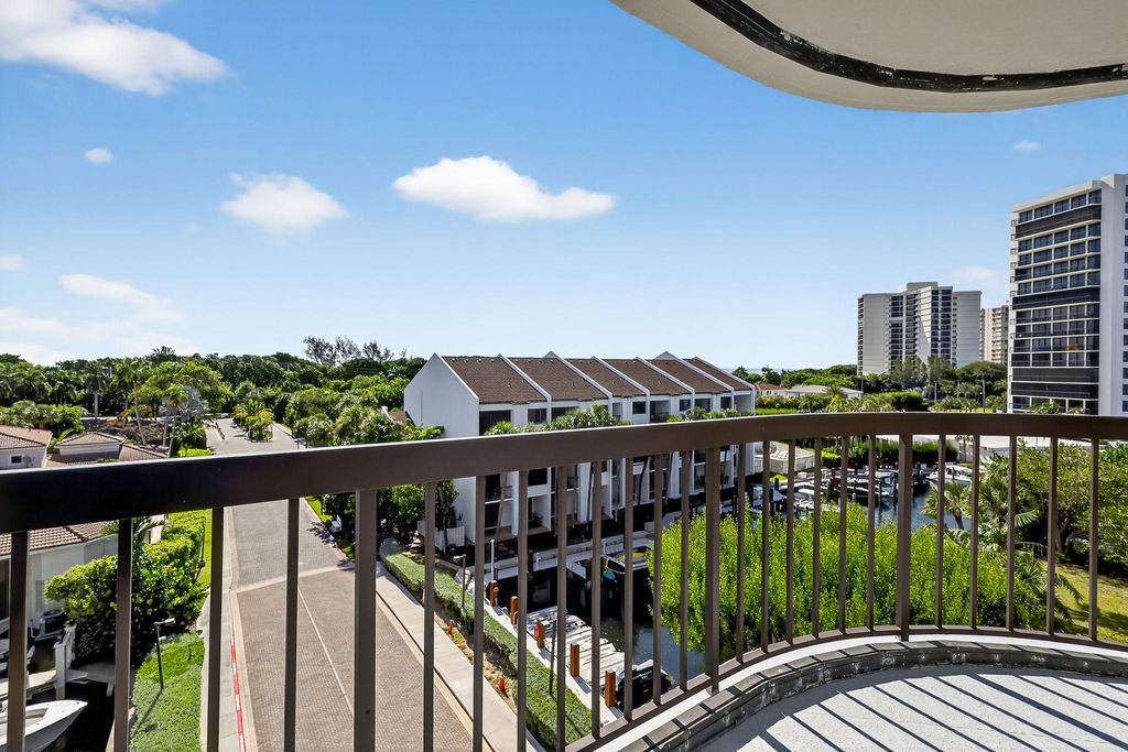 Property photo 3 of 45