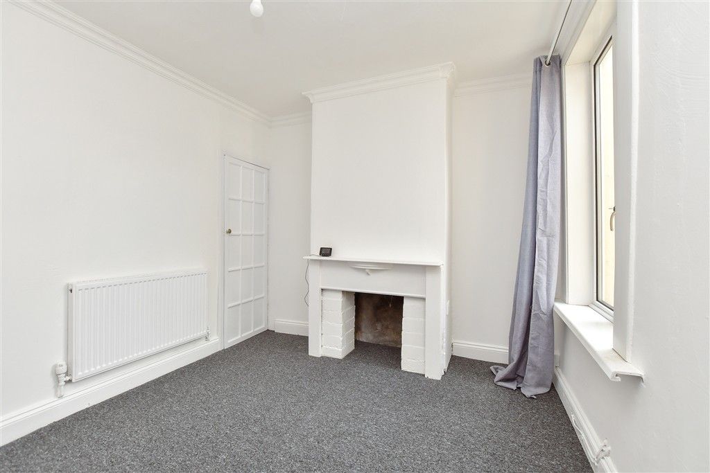 Property photo 3 of 7 Dining Room