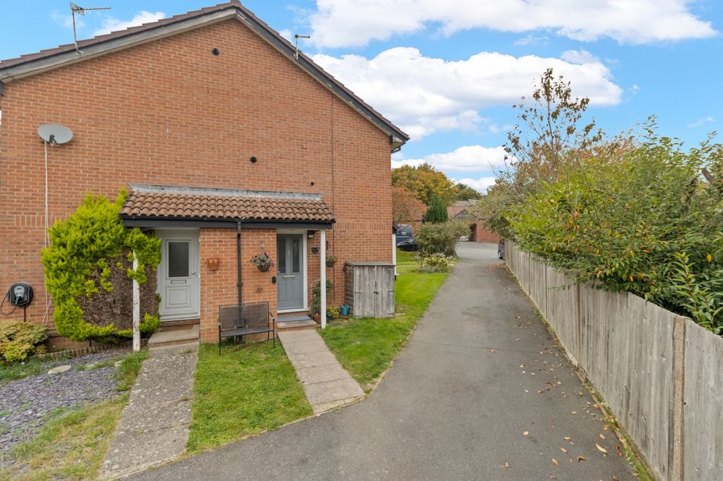 Property photo 1 of 12 Front