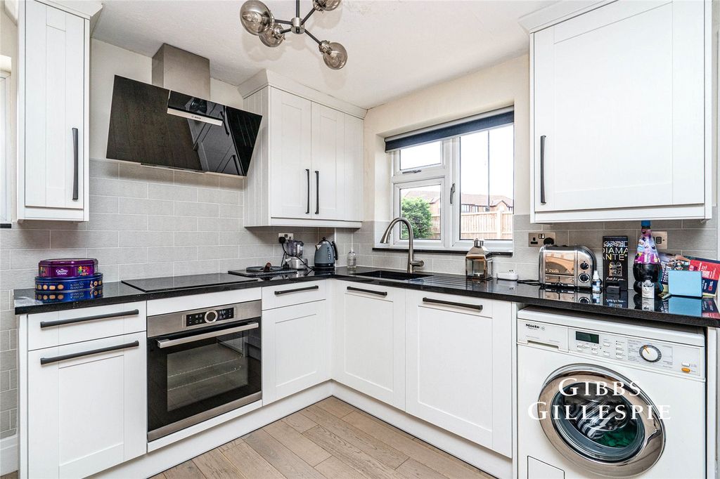 Property photo 3 of 13 Picture No. 05
