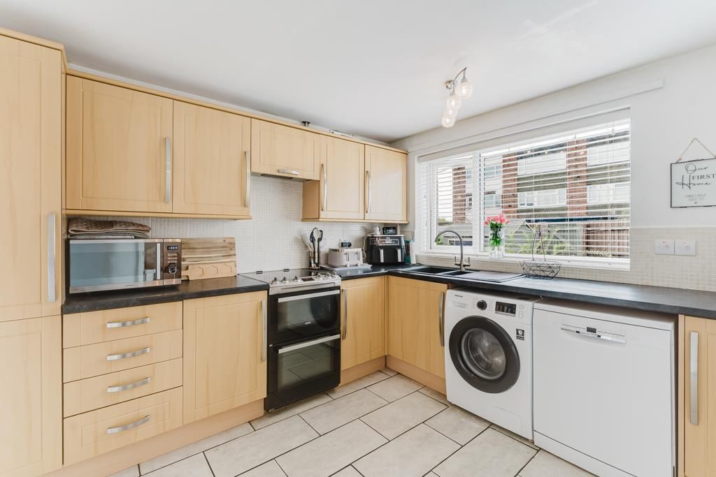 Property photo 3 of 32 15 Medina Road, Corby (22 Of 32).Jpg