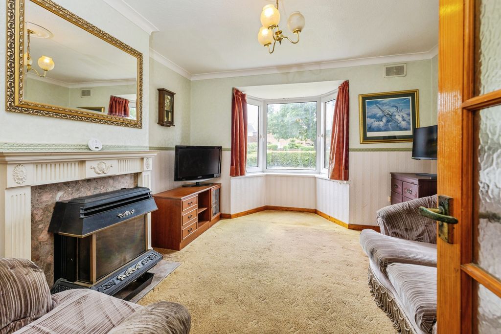 Property photo 3 of 15