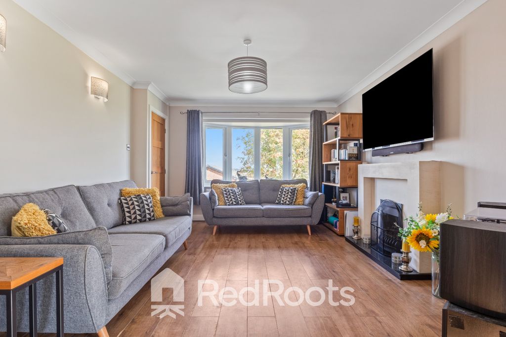 Property photo 2 of 19 4523914