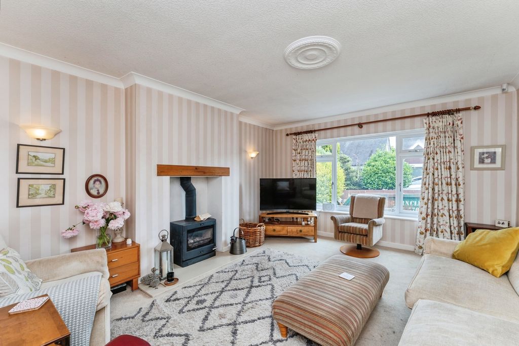 Property photo 2 of 23 Pbox-Img.Jpg