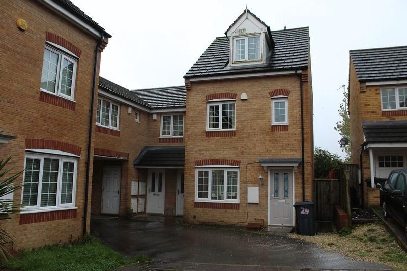 Property photo 1 of 4