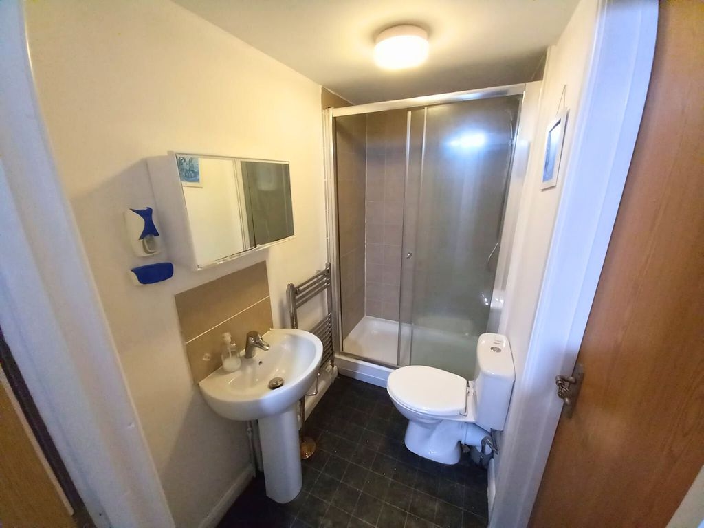 Property photo 3 of 6 Shower Room