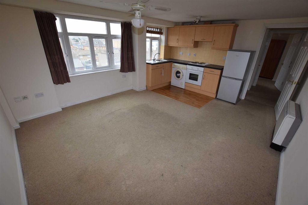 Property photo 2 of 5