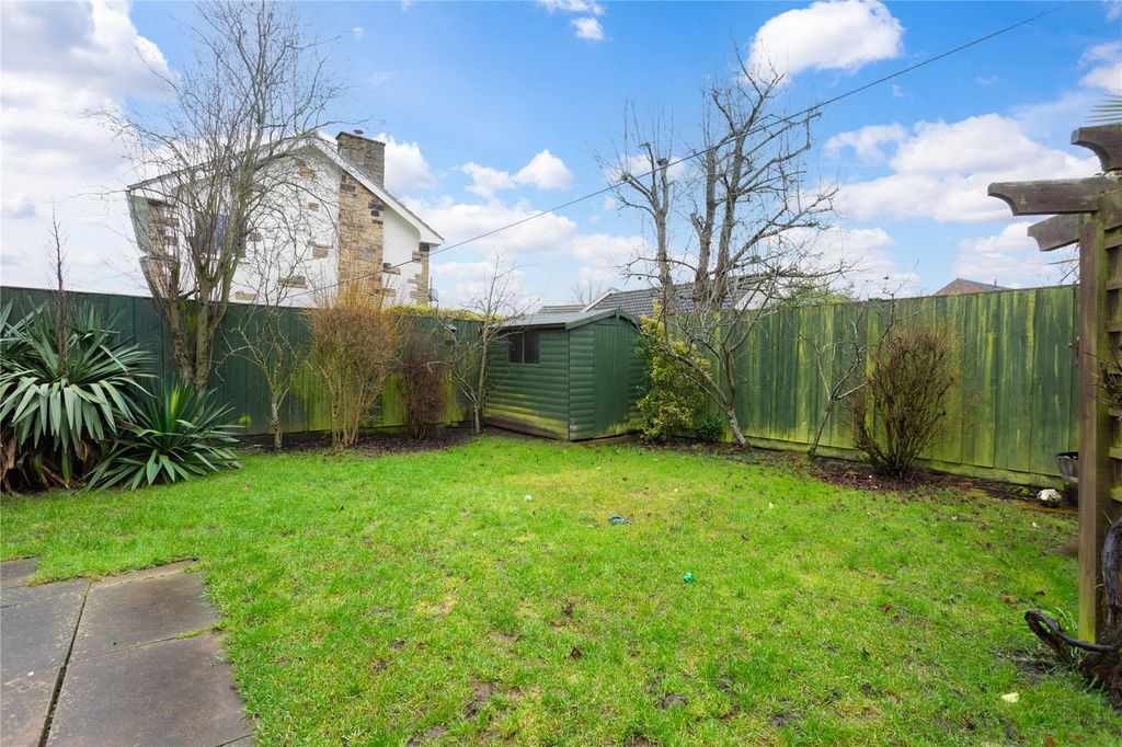 Property photo 3 of 19 Photo