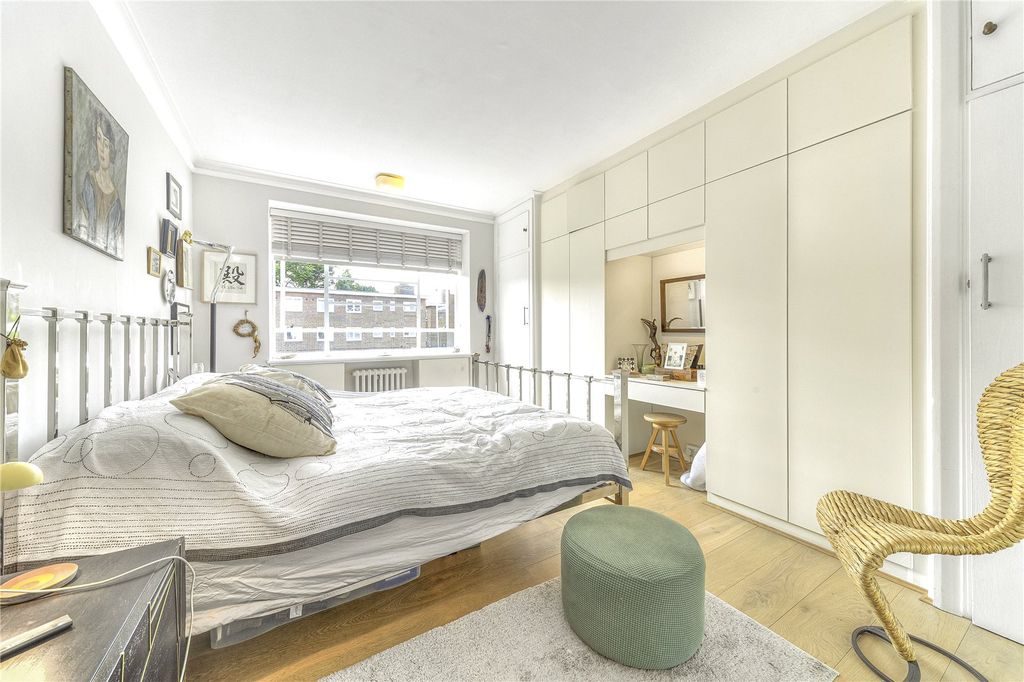 Property photo 2 of 13 Picture No. 11