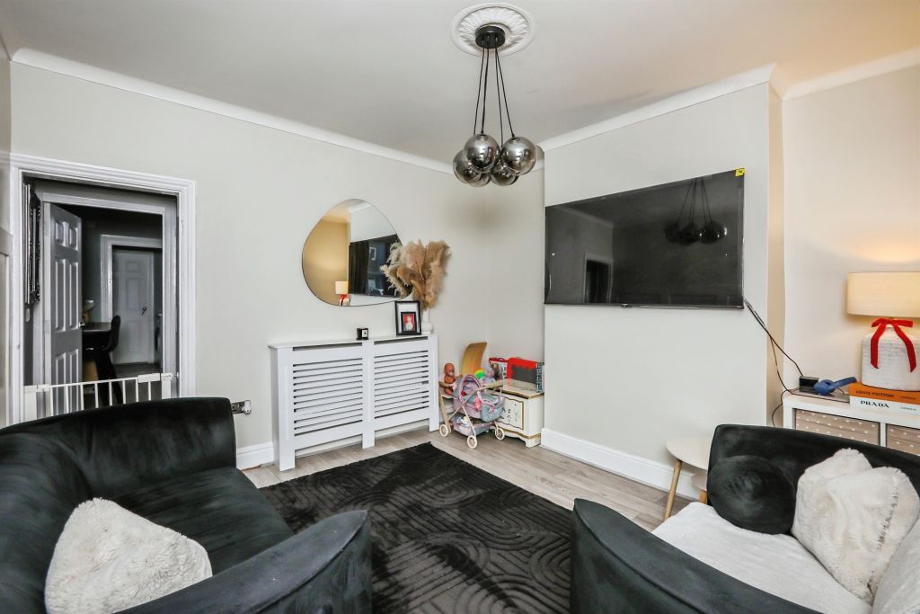 Property photo 3 of 22