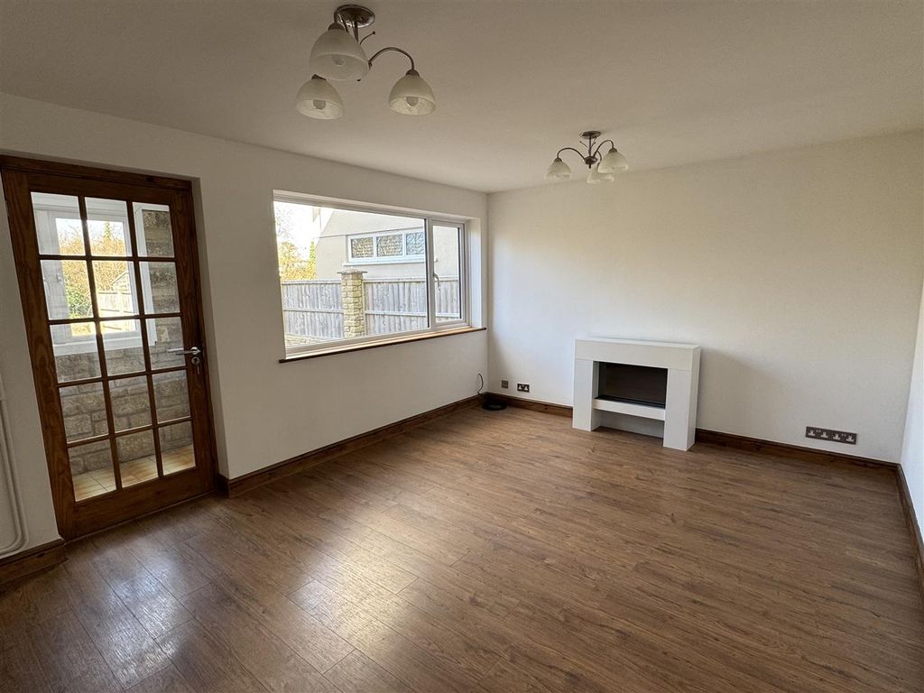 Property photo 2 of 11 Img_9234.Jpeg