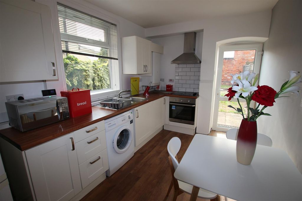 Property photo 3 of 10 Img_0408.Jpg