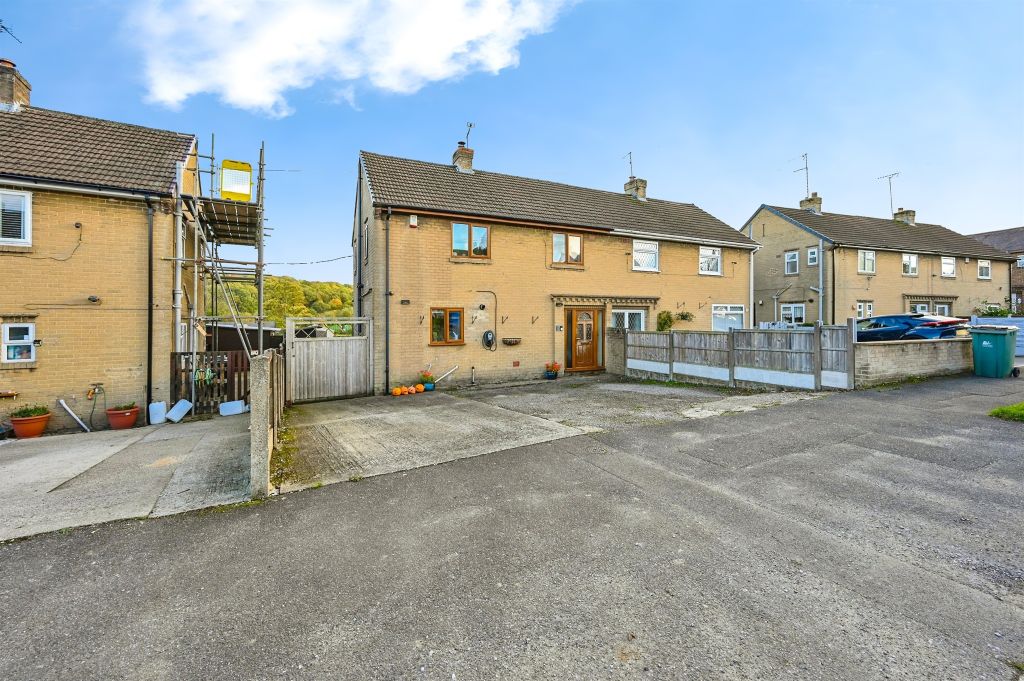 Property photo 2 of 24