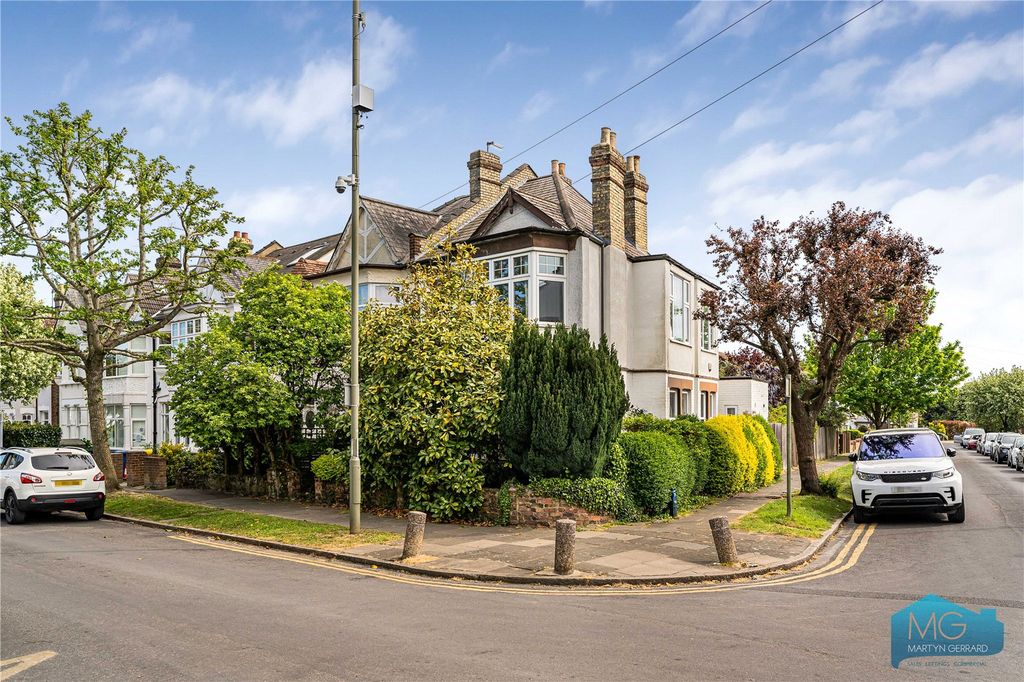 Property photo 1 of 29 Picture No. 22