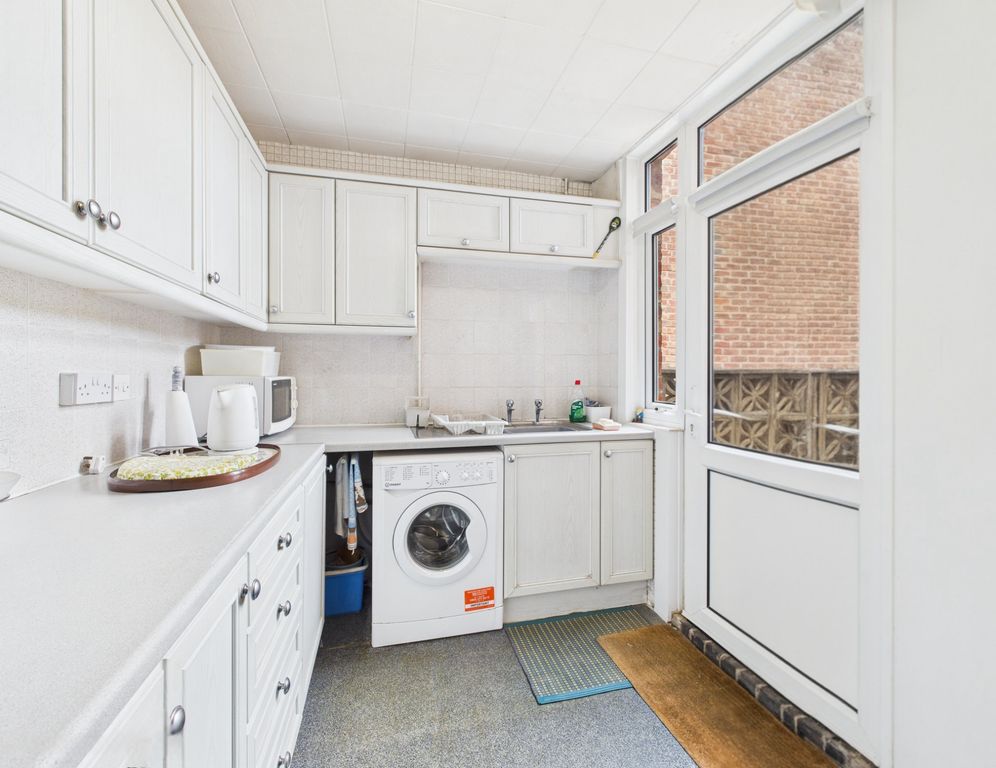 Property photo 3 of 12 Photo 10