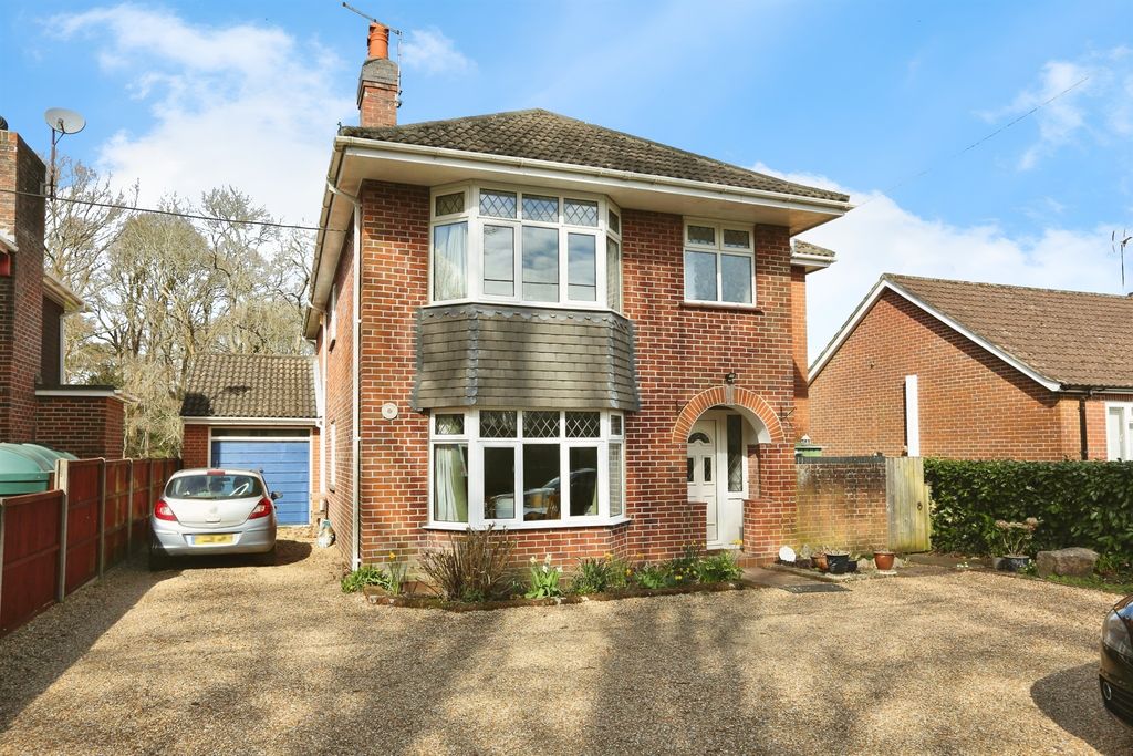 Property photo 1 of 24