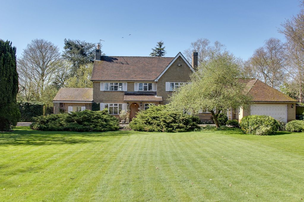 Property photo 1 of 48
