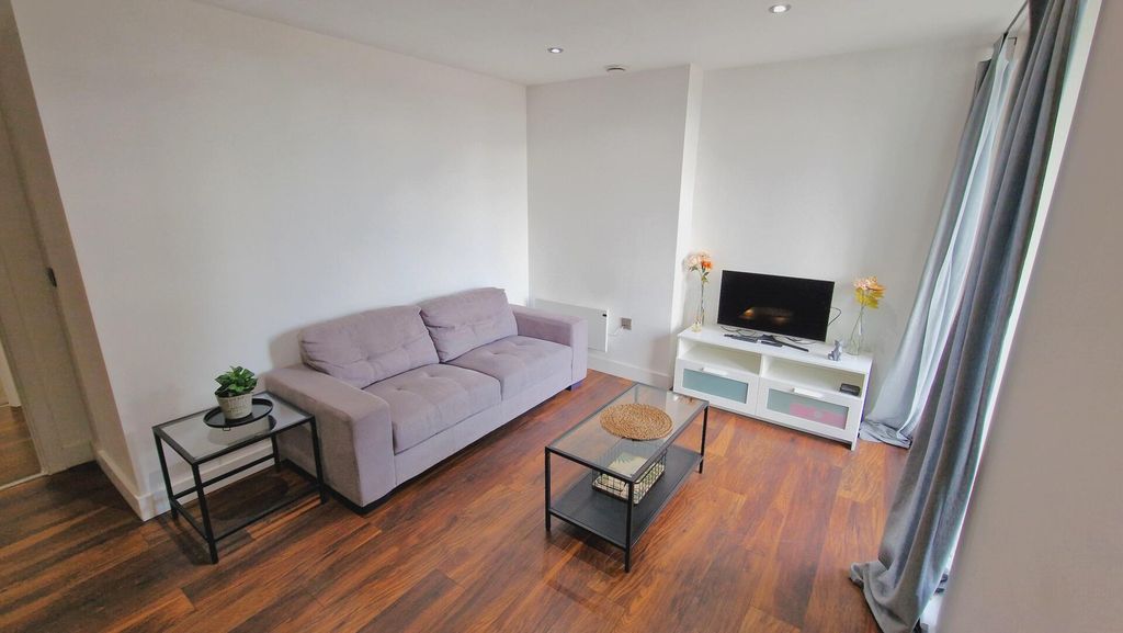 Property photo 3 of 42 Living Room