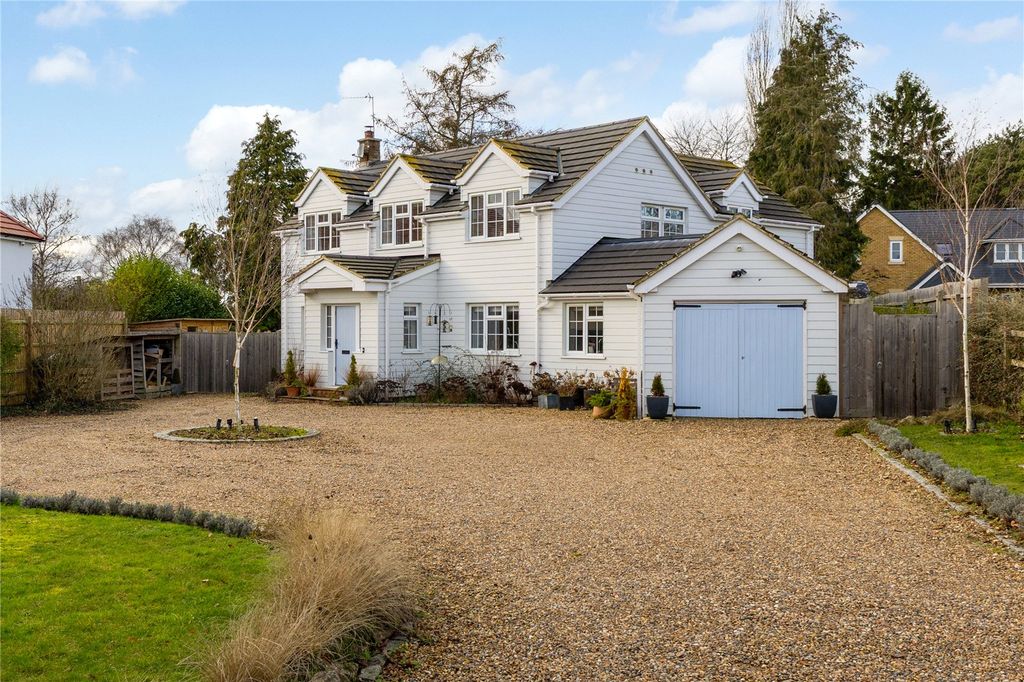 Property photo 2 of 25 Front