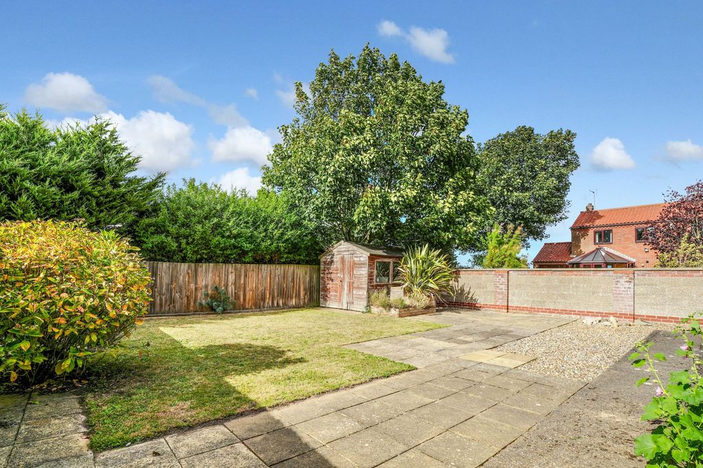 Property photo 2 of 19